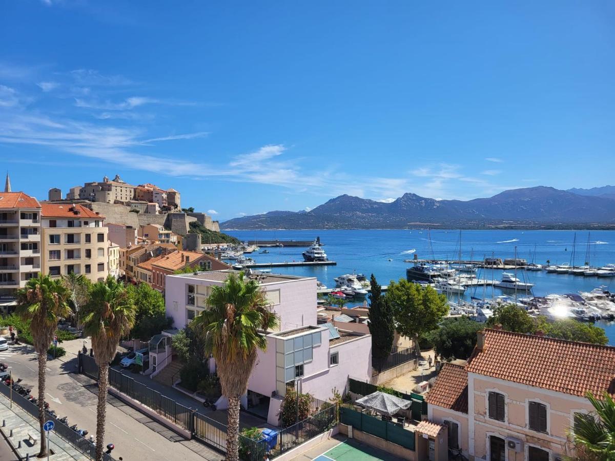 Appartement Sur La Baie, En Centre Ville Calvi  Luaran gambar