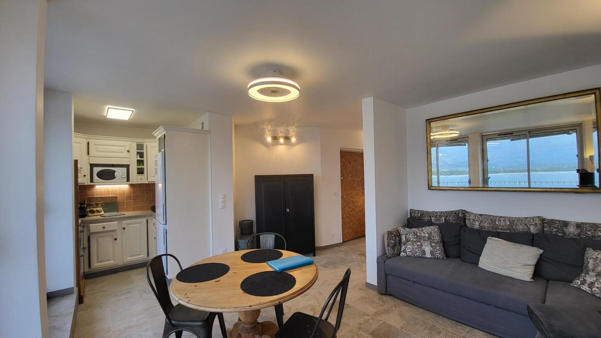 Appartement Sur La Baie, En Centre Ville Calvi  Luaran gambar